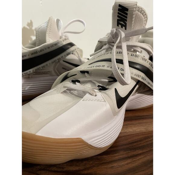 Nike React Hyperset CI2956-100 Women Volleyball Shoes White Black Gum Rare 8.5W - Picture 7 of 12